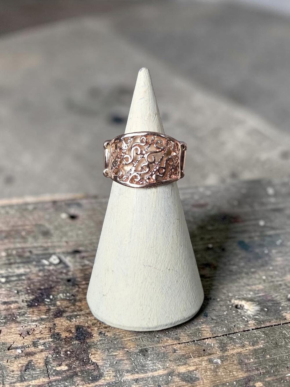 Rose Gold Scroll Floral Metal Stretch Adjustable Ring